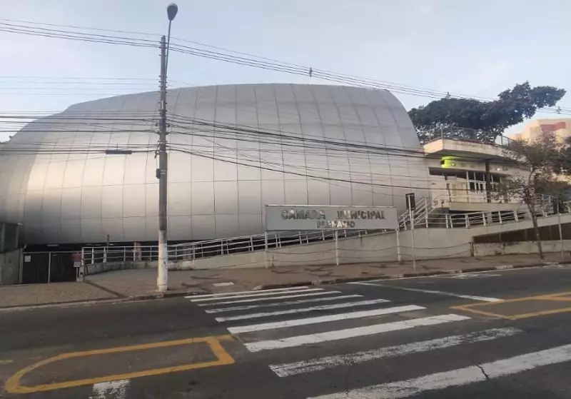 Câmara de Campinas aprova aumento de 6% nos salários dos servidores municipais