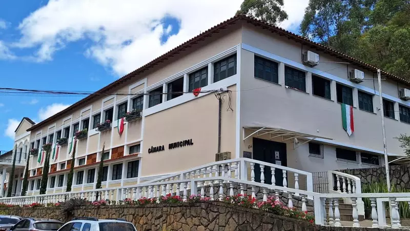 Câmara de Santa Teresa tem até sábado para exonerar controlador geral: entenda o caso