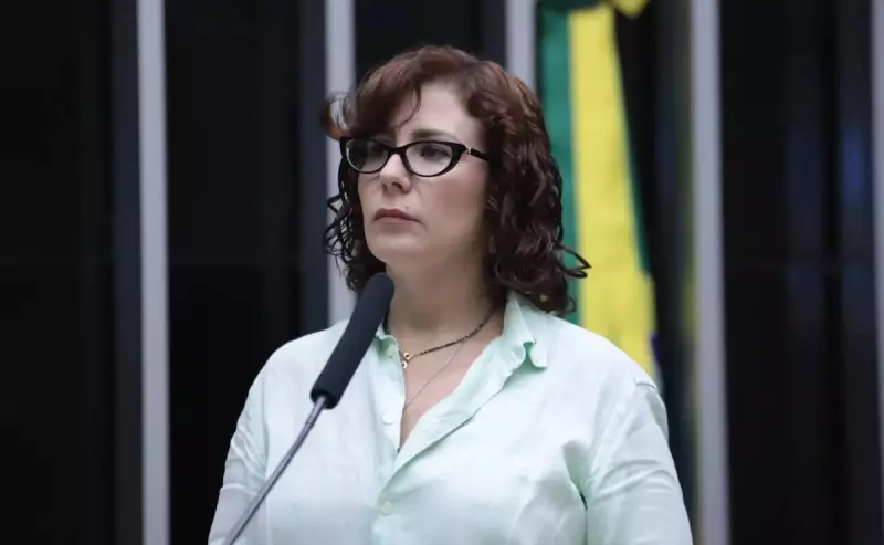 Câmara deve declarar perda de mandato de Carla Zambelli, afirma Motta