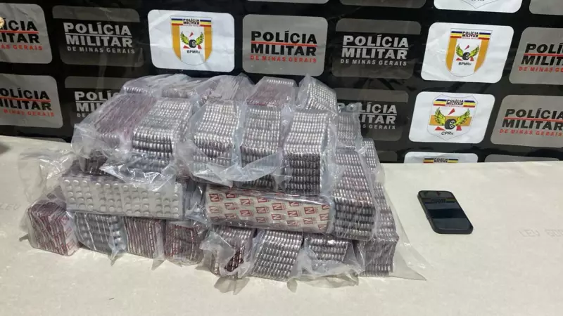 Caminhoneiro é preso com quase 30 mil comprimidos de rebite em Montes Claros - MG