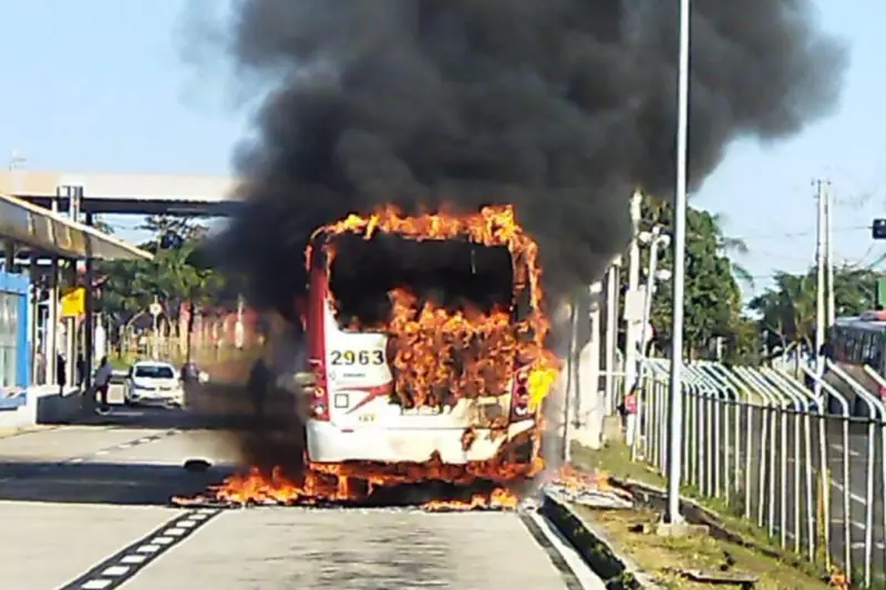 Campinas intensifica fiscalização de ônibus após surto de incêndios na frota
