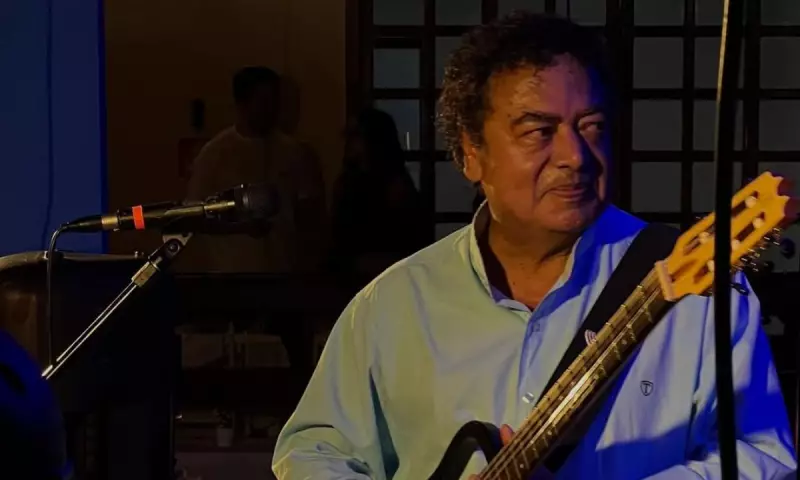 Cantor Evandro Correia morre na Bahia: veja detalhes da trajetória do artista