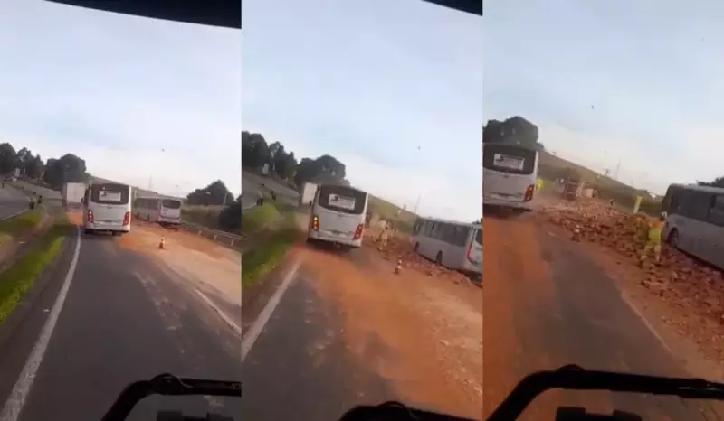 Carreta carregada de tijolos tomba e bloqueia rodovia em Itapetininga; veja vídeo