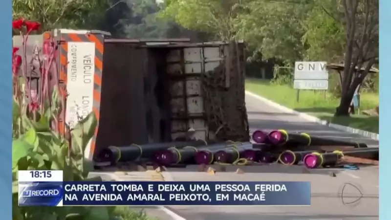 Carreta tomba em Macaé e deixa uma pessoa ferida: veja detalhes do acidente