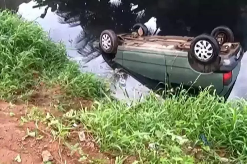 Carro despenca no Rio Mangabeira em Salvador: veja detalhes do acidente