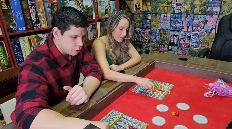 Casal do Amapá transforma paixão por jogos de tabuleiro em estilo de vida: conheça a história