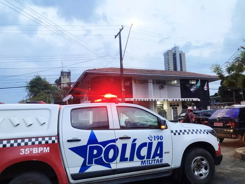 Casal é preso no Lago Grande por suspeita de tráfico de drogas e apresentado na 16ª Seccional