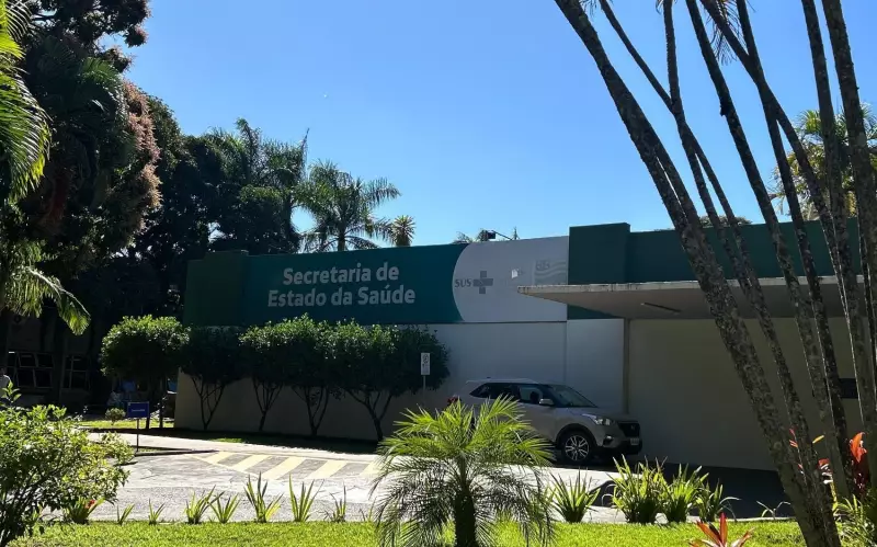 Casos de SRAG disparam mais de 50% e UTIs em Goiás atingem 85% de ocupação; governo decreta emergência