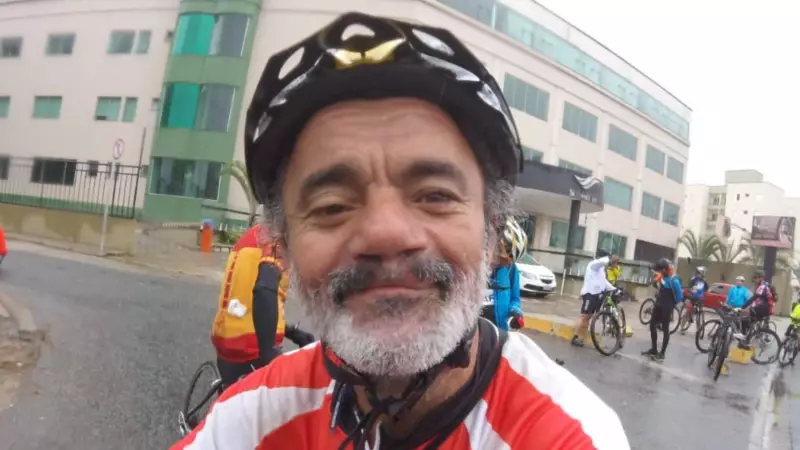 Catador de recicláveis viaja 3 mil km de bicicleta para reencontrar o pai na Paraíba: 'Muita saudade'