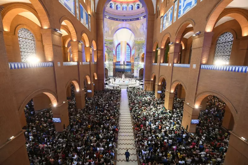 Catolicismo em crise: o que a Igreja está fazendo para frear a fuga de fiéis no Brasil?