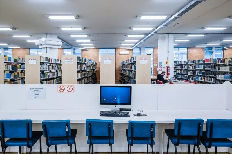 CCJ aprova uso de verba pública para quitar dívidas de estudantes em universidades gratuitas