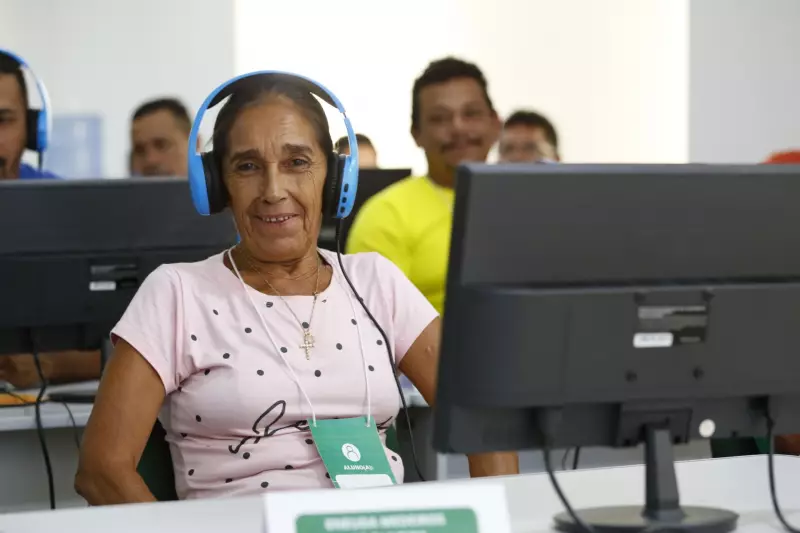 Cearenses não alfabetizados poderão tirar CNH com capacitação especial, anuncia governo