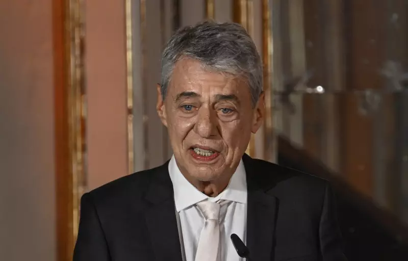Chico Buarque recebe alta após cirurgia craniana: saiba detalhes da recuperação do ícone da MPB