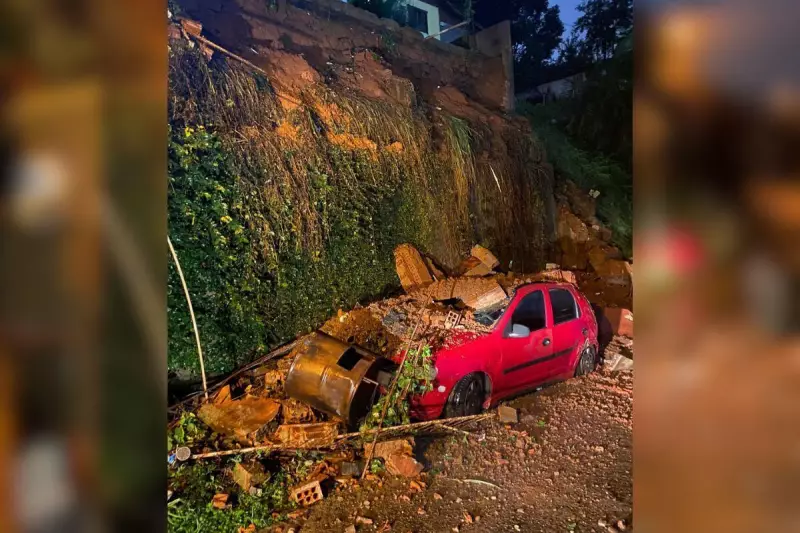 Chuva intensa em SC: Carro fica parcialmente soterrado em madrugada de temporal