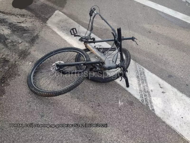 Ciclista morre em acidente grave na Rodovia Castello Branco, em Porto Feliz