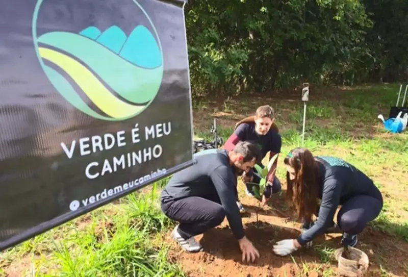 Ciclistas transformam trilhas em corredores verdes no interior de SP com plantio de árvores