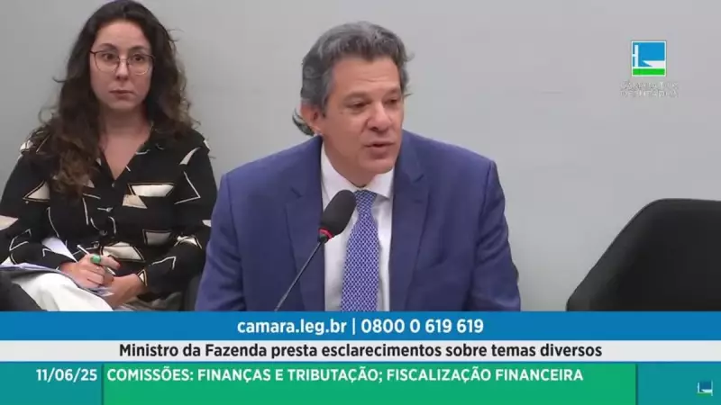 Confusão na Câmara: Haddad é alvo de provocações e responde com ironia