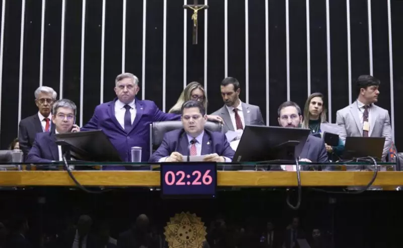 Congresso analisa vetos presidenciais e cria CPMI do INSS: o que está em jogo?