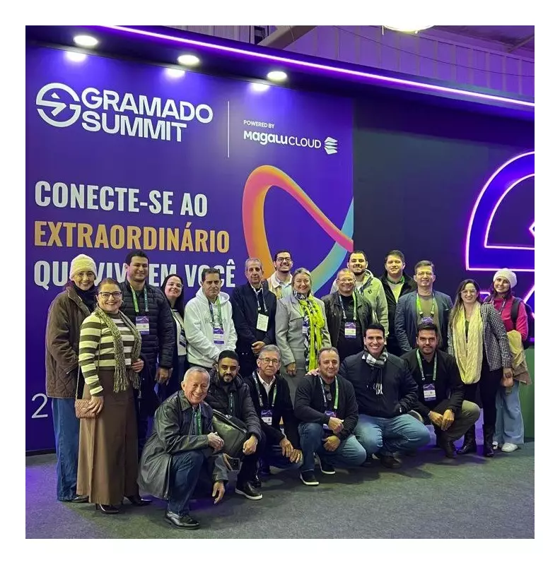 Cooperativas Goianas mergulham em inovação e IA no Gramado Summit 2025