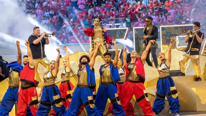 Copa do Mundo de Clubes 2023 começa com espetáculo de pirotecnia e ritmo latino