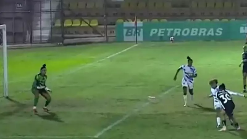 Corinthians mantém liderança no Paulistão Feminino com vitória impressionante