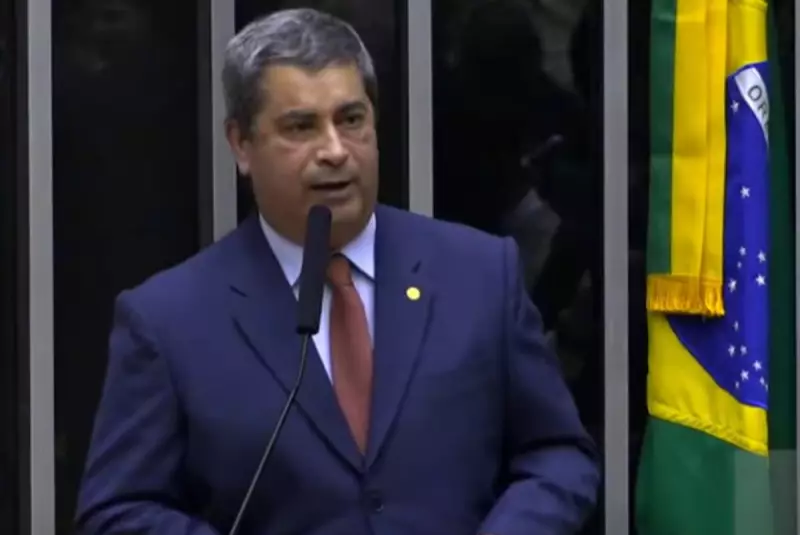 Coronel Tadeu assume vaga de Carla Zambelli na Câmara dos Deputados: saiba os detalhes
