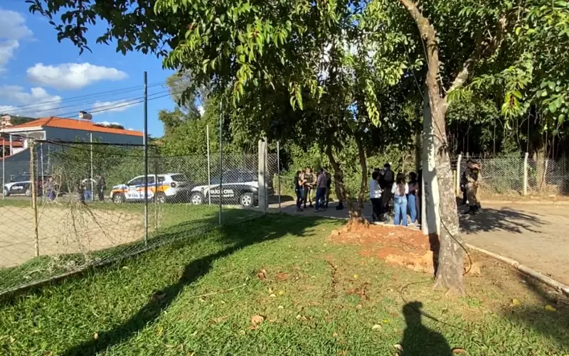 Corpo de mulher é encontrado em mata perto de batalhão da PM em São Lourenço, MG