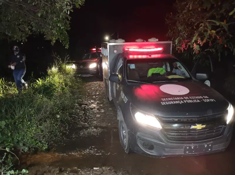 Corpo em avançado estado de decomposição é encontrado em matagal na Zona Sul de Teresina