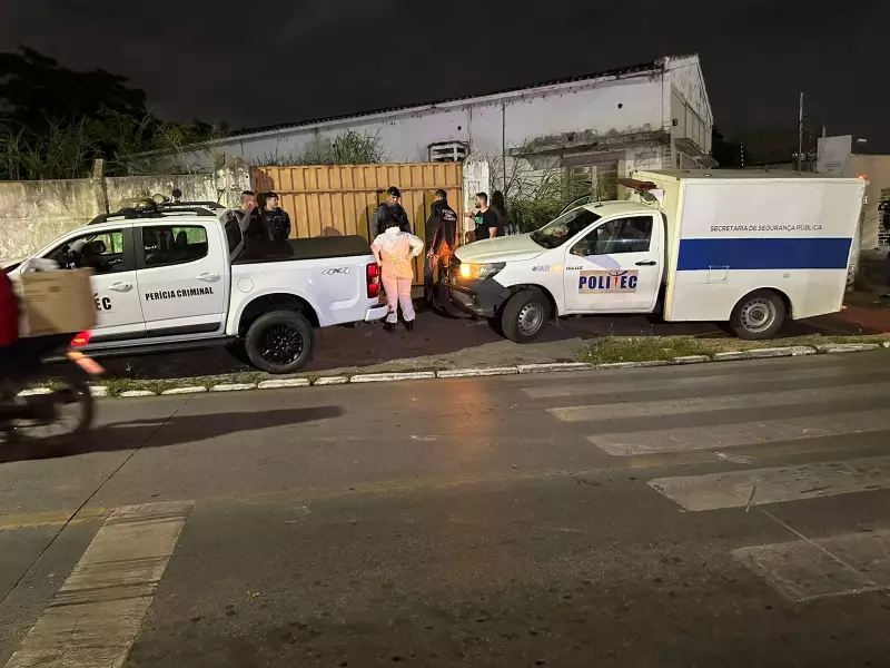 Corpo em decomposição é encontrado em antiga delegacia de Várzea Grande: mistério choca moradores