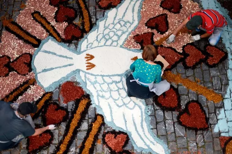 Corpus Christi 2025: Veja os próximos feriados e planeje seus dias de descanso