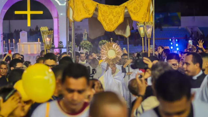 Corpus Christi no Maranhão: 40 mil fiéis celebram no Estádio Castelão em São Luís