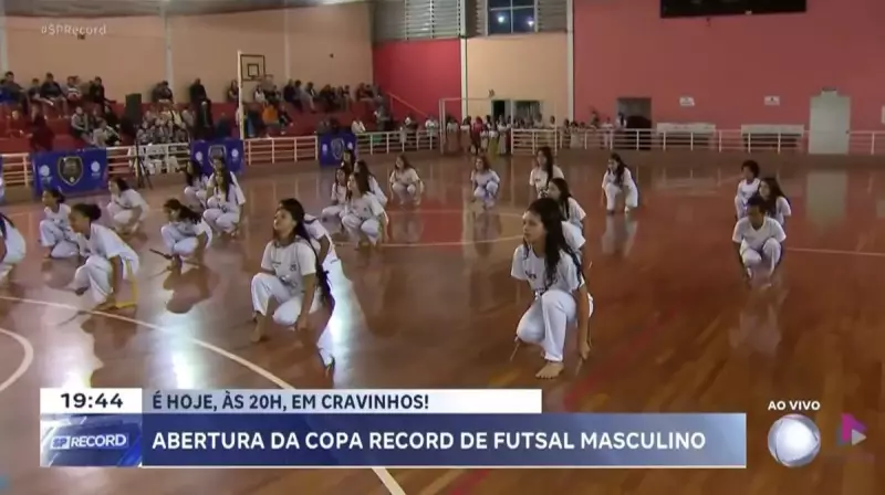 Cravinhos vibra com abertura da Copa Record de Futsal Masculino: esporte e festa marcam o evento