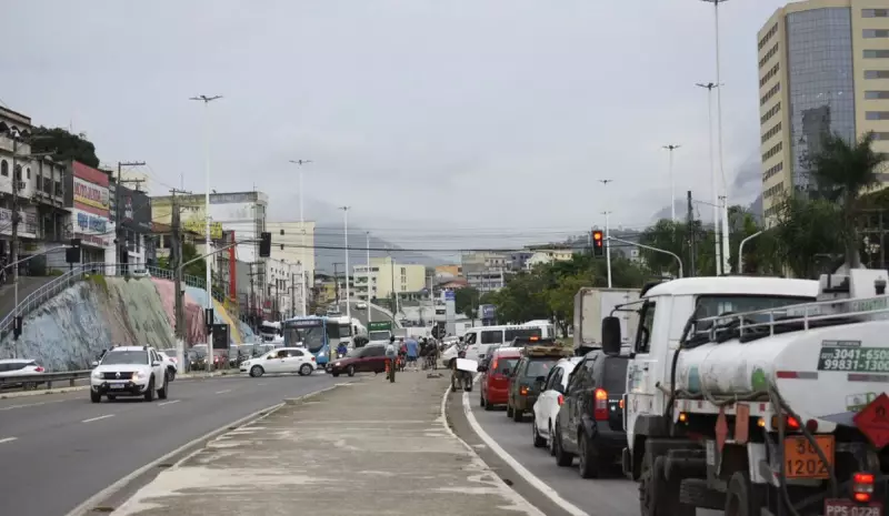 Dentista embriagado causa acidente e deixa grávida ferida em Vitória