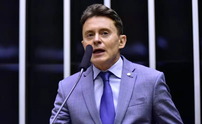 Deputado do MDB destina R$ 2,2 milhões em emenda PIX para recapear ruas de condomínio de luxo onde mora em SP