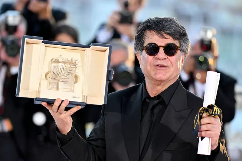 Diretor iraniano perseguido faz apelo emocionante contra guerra no Oriente Médio