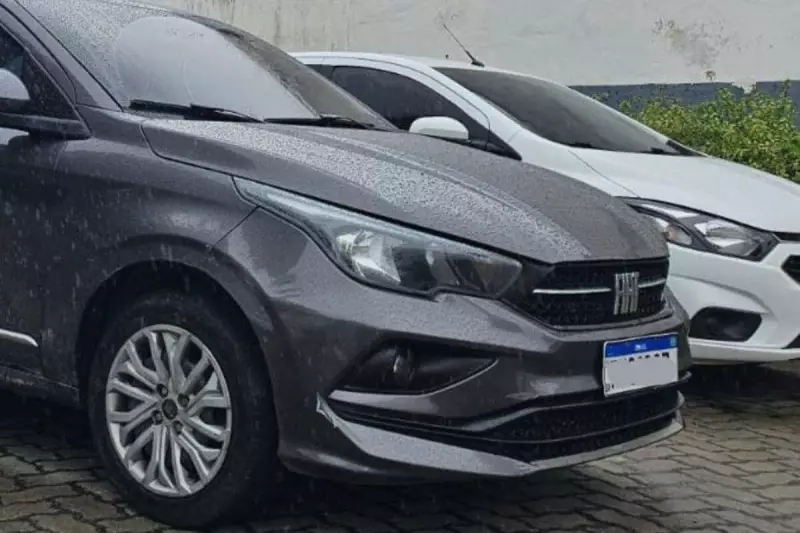 Dono de oficina é preso com carro roubado e adulterado em Feira de Santana