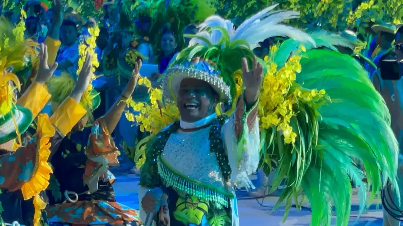 Edilson Santana emociona plateia com 'Utopia Cabocla' na Arena do Festival de Parintins 2025