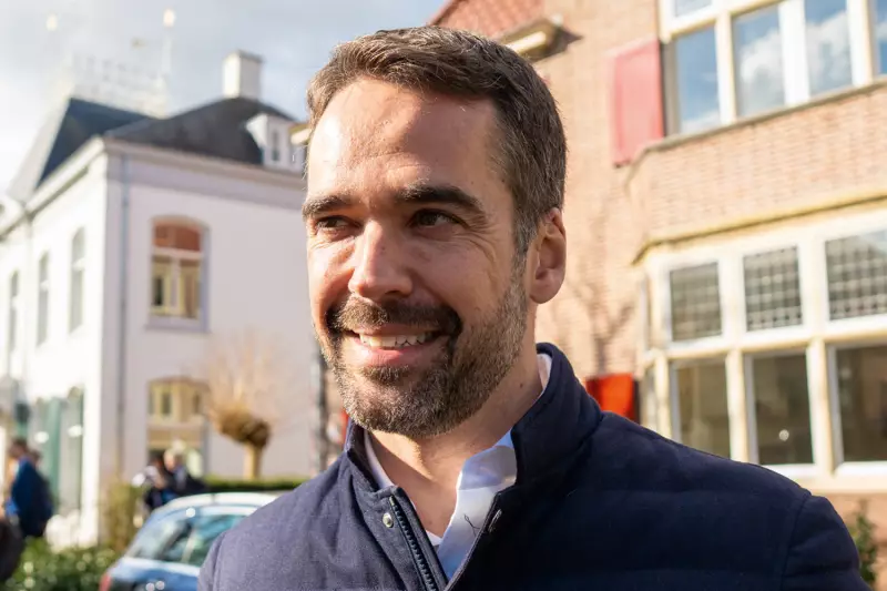 Eduardo Leite dá apoio à Portela para o Carnaval 2026: saiba os detalhes