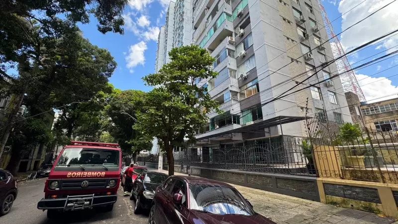 Elevador despenca em prédio de Belém: bombeiros realizam resgate dramático