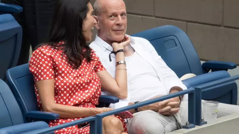 Emma Heming compartilha foto emocionante com Bruce Willis e a filha: 'Queria que fosse diferente'