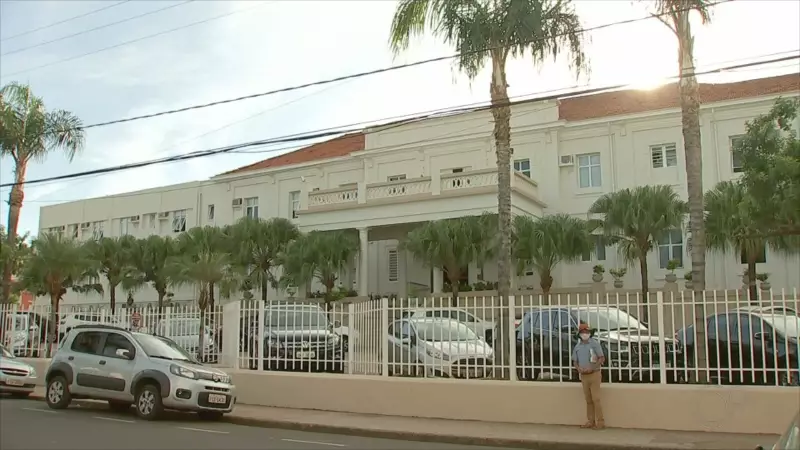 Empresário é internado após agressão com taco de sinuca em lanchonete em São José do Rio Preto