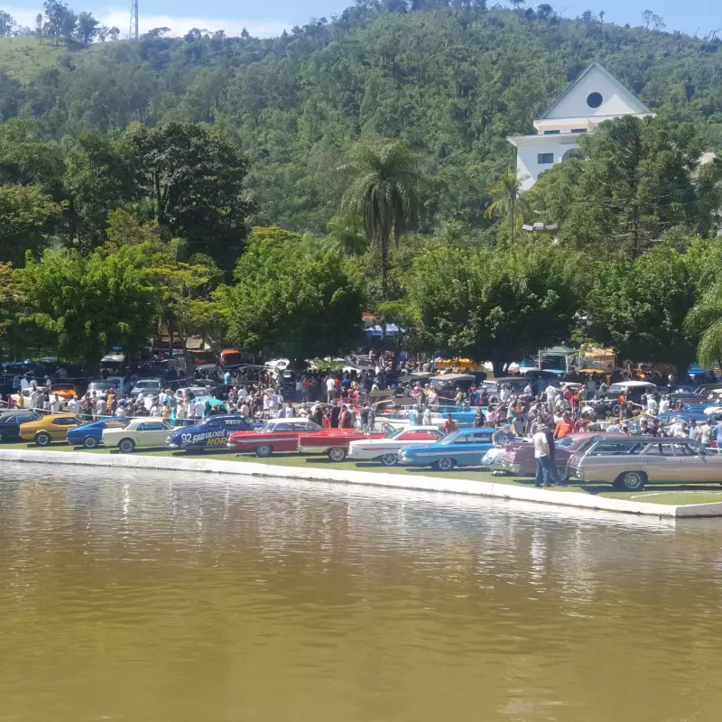 Encontro de Carros Antigos em Águas de Lindoia Celebra 10 Anos com Expectativa de 500 Mil Visitantes