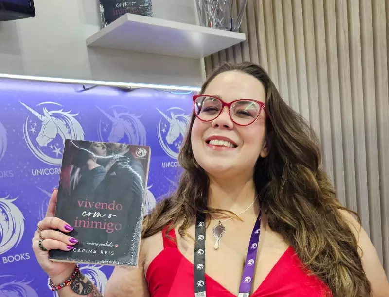 Escritora de Jundiaí destaca protagonismo feminino em livros: 'Todas merecem ser representadas'