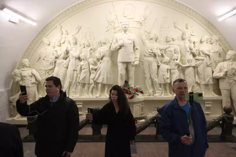 Estátua de Stalin no metrô de Moscou gera polêmica: entenda os motivos de Putin