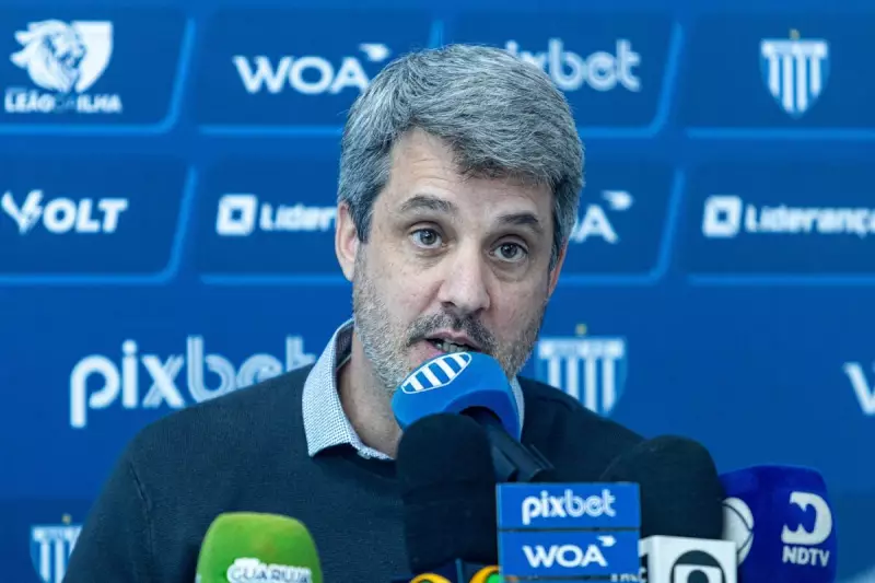 Ex-jogador do Avaí, Eduardo Freeland é anunciado pelo Athletico-PR: veja detalhes