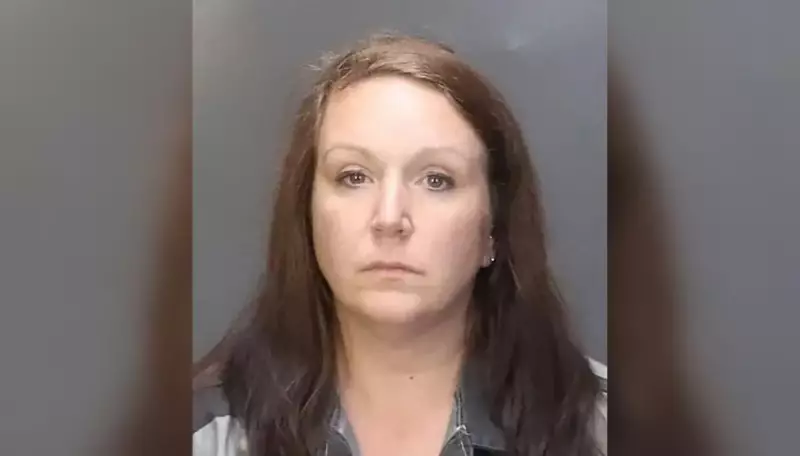 Ex-namorada é presa por casar com homem sem seu conhecimento em golpe inusitado
