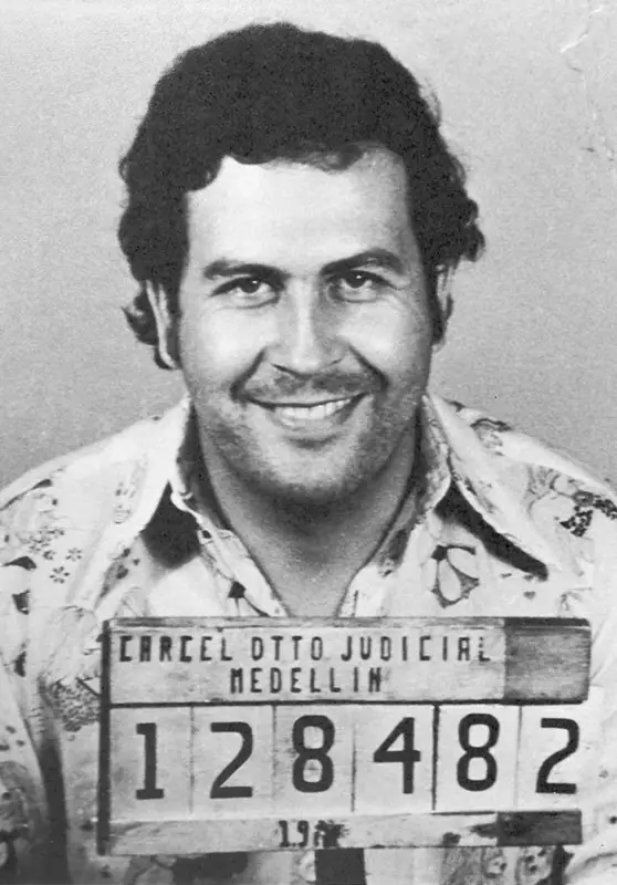 Ex-piloto de Pablo Escobar revela: ganhava R$ 332 milhões por mês e tinha leão de estimação