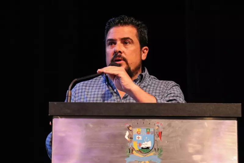 Ex-prefeito de São Sebastião, Felipe Augusto (PSDB), enfrenta denúncias do Ministério Público de SP