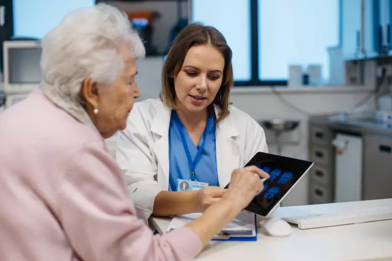 Exame de retina pode detectar Alzheimer precocemente: entenda a descoberta