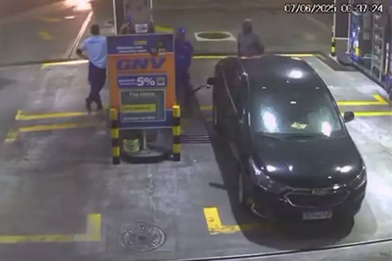 Explosão de carro em posto de gasolina no RJ choca: motorista morre e imagens impressionam